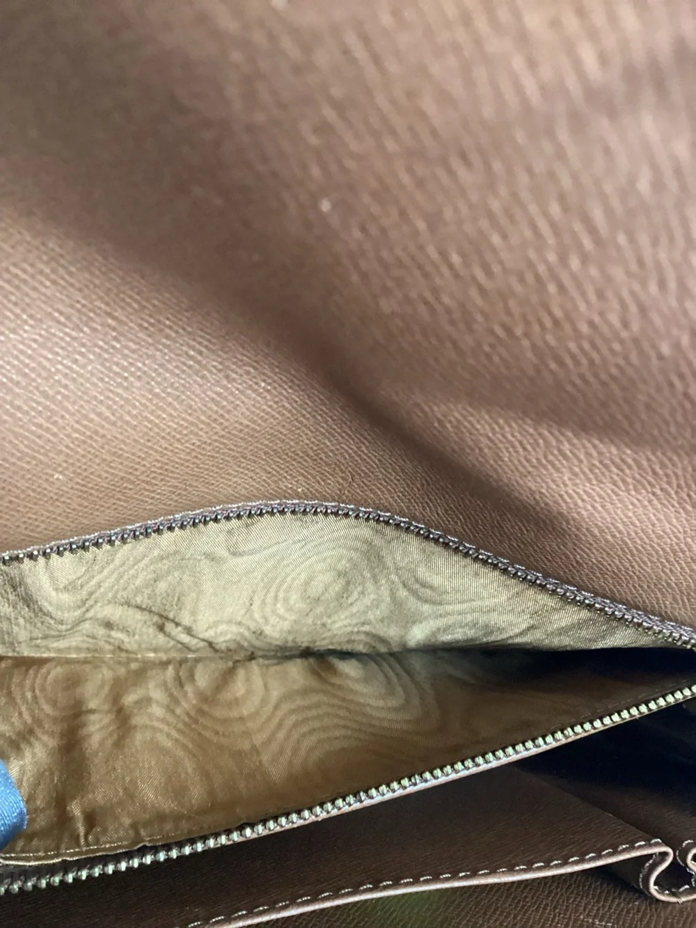 LOUIS VUITTON Vintage Monogram Canvas Pochette Dame 26 Clutch Bag